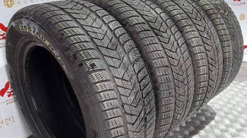 Anvelope Second-Hand de Iarna 255/60/R18 112H PIRELLI