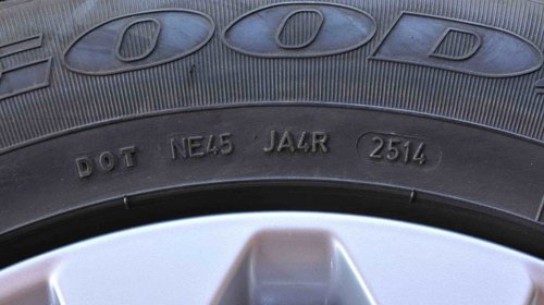 Anvelope Vara Noi 235/60/R18 Audi, Vw, Hyundai, Volvo, Range Rover, Mercedes, Porsche