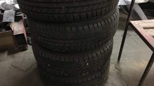 Anvelope vara pe 15" 185 / 65 R15 goodyear duragrip