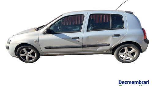 Aparatoare / Carenaj noroi spate stanga Renault Clio 2 [facelift] [2001 - 2005] Hatchback 5-usi 1.5 dCi MT (82 hp) Cod motor: K9K-B7-02