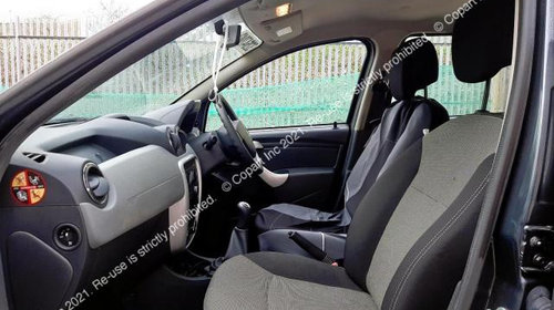 Aparatoare noroi fata dreapta Dacia Duster [facelift] [2013 - 2017] SUV 5-usi 1.6 MT (105 hp)