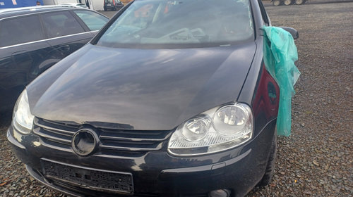 Aparatoare noroi fata stanga spre fata Volkswagen VW Golf 5 [2003 - 2009] Hatchback 3-usi 1.4 MT (80 hp)