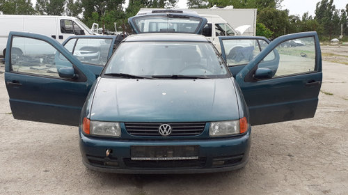 Aparatoare noroi fata stanga Volkswagen Polo 