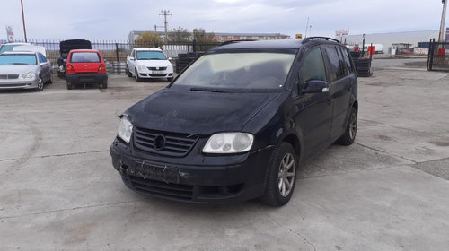 Aparatori noroi fata stanga Volkswagen Touran