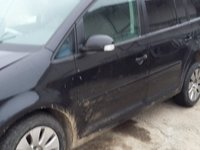 Arc fata spate vw touran