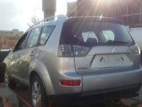 Arc spate - Mitsubishi Outlander 2.0di an 2006 - 4x4