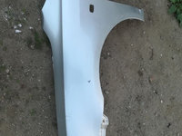 Aripă stânga față originală toyota avensis 2003-2008