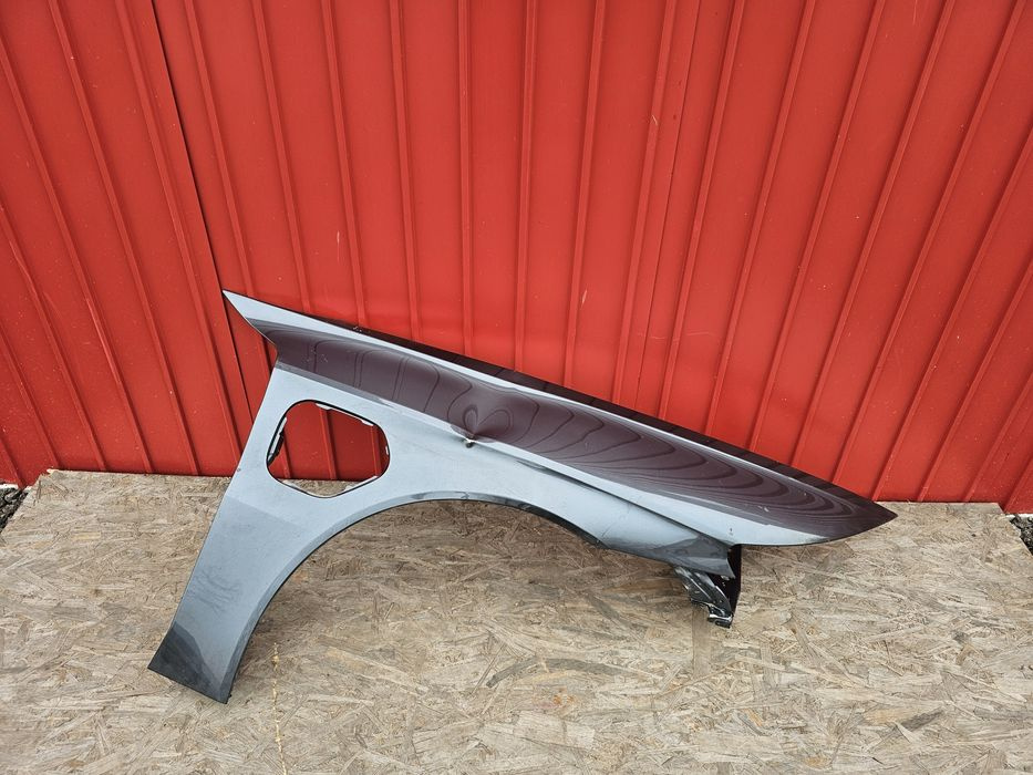 Aripa dreapta fata Audi E Tron GT cod 4J3821104