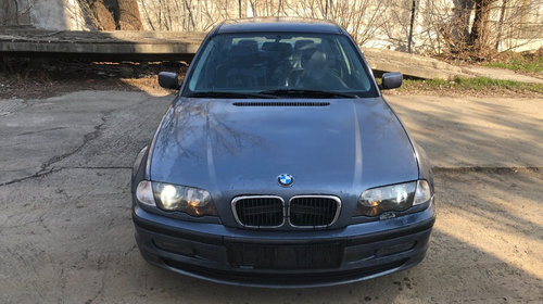 Aripa dreapta fata BMW E46 2000 sedan 1.9