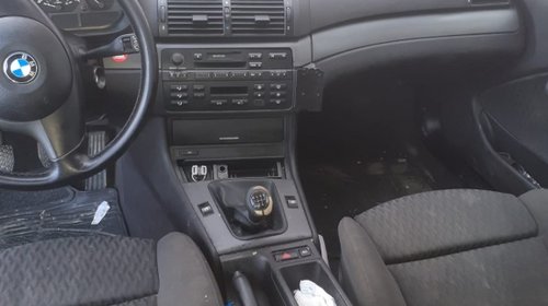 Aripa dreapta fata BMW E46 2001 320d 2.0