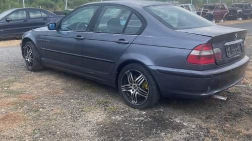 Aripa dreapta fata BMW E46 2002 berlina 320D