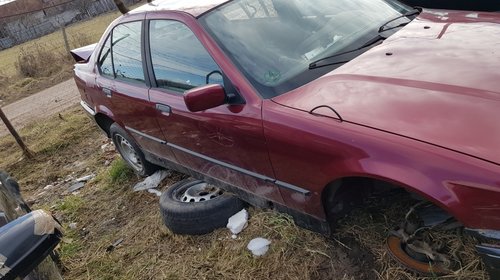 Aripa dreapta fata BMW Seria 3 E36 1994 LIMUZINA 2.0