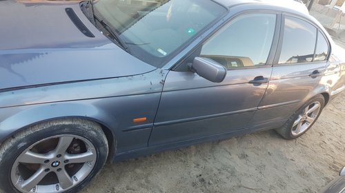 Aripa dreapta fata BMW Seria 3 E46 2000 Berlina 2.0