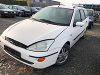 Aripa dreapta fata Ford Focus 2001 BREAK 1.8 TDDI