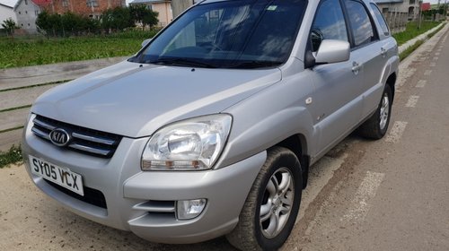 Aripa dreapta fata Kia Sportage 2005 suv 4x4 2.0 crdi d4ea