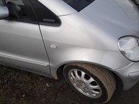 Aripa dreapta fata Mercedes A160 Argintie