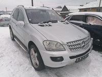 Aripa dreapta fata Mercedes Benz ML 320 2007 3.0 CDI 4-matic Diesel Cod Motor 642.940 224CP/165KW