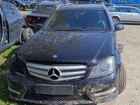 Aripa dreapta fata Mercedes C-Class W204 2011 combi 1.8 B