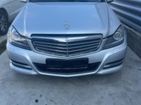 Aripa dreapta fata Mercedes C-Class W204 2013 Break 2.2