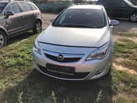 Aripa dreapta fata Opel Astra J 2011 Break 1.7