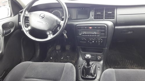 Aripa dreapta fata Opel Vectra B 2001 breack 2,0