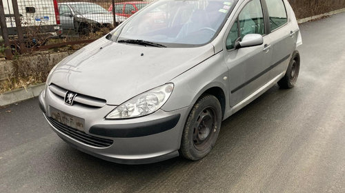 Aripa dreapta fata Peugeot 307 2004 HATCHBACK 1.4 HDI