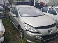 Aripa dreapta fata Peugeot 307 2005