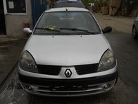 Aripa dreapta fata Renault Clio 2005 BERLINA 1.5 DCI