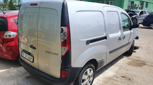 Aripa dreapta fata Renault Kangoo 2 2013 maxi 1.5 dci k9k 608