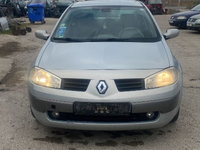 Aripa dreapta fata Renault Megane 2 2004 Berlina 1,4 benzina