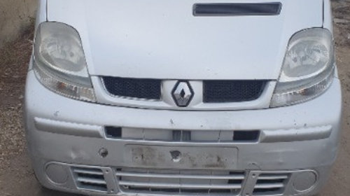 Aripa dreapta fata Renault Trafic 2.5 DCI Eur