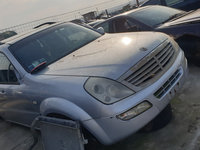 Aripa dreapta fata SsangYong Rexton 2004 hatchback 2.7