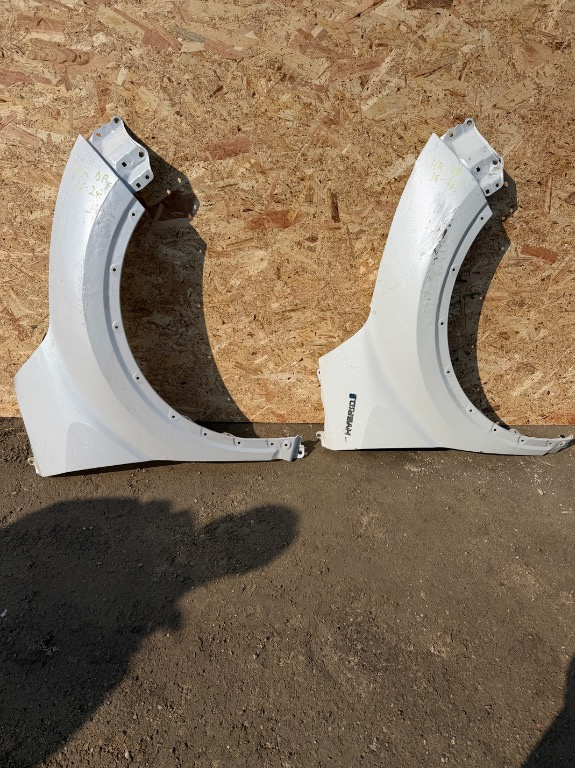 Aripa dreapta fata Toyota C-HR CHR 2017/2018/2019/2020/2021/2022
