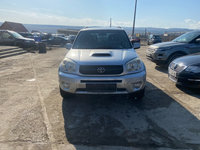 Aripa dreapta fata Toyota RAV 4 2005 suv 2000 diesel