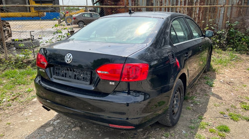 Aripa dreapta fata Volkswagen Jetta 2015 sedan 1.8 tsi