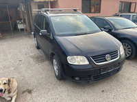 Aripa dreapta fata Volkswagen Touran 2004 MONOVOLUM 2.0FSI