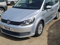 Aripa dreapta fata Volkswagen Touran 2012 monovolum 1.6