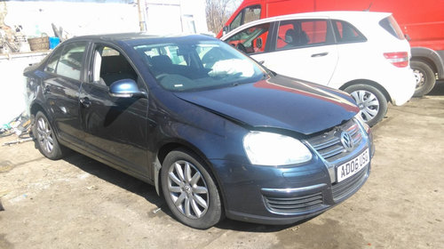 Aripa dreapta fata Vw Jetta