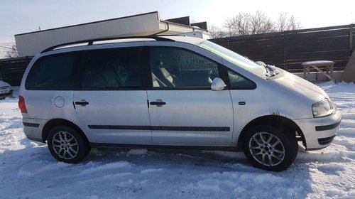 Aripa dreapta fata VW Sharan 2007 combi 2.0