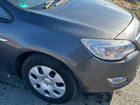 Aripa dreapta GAL Opel Astra J din 2011