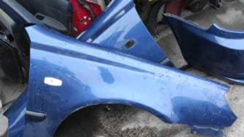 Aripa dreapta Hyundai Accent 2004 albastru