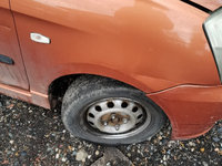 Aripa dreapta Kia Picanto an 2005 mic defect