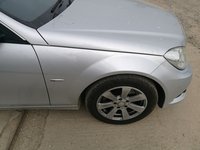 Aripa Dreapta Mercedes C220 cdi W204 Facelift an 2012