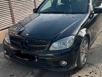 Aripa dreapta mercedes w204 c200 c220 c250 cdi w204