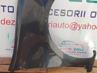 Aripa dreapta RENAULT CLIO 3 din 2007 cod 8200256118