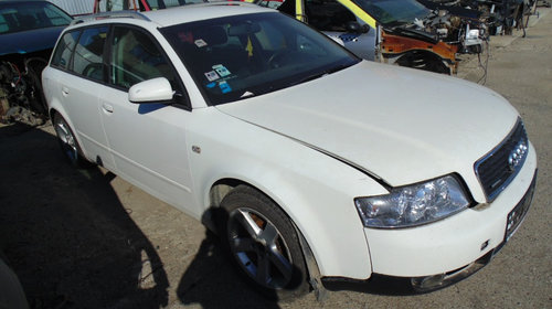 Aripa dreapta spate Audi A4 B6 2004 Combi 2.5