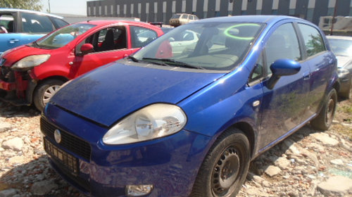 Aripa dreapta spate Fiat Grande Punto 2007 Hatchback 1.9