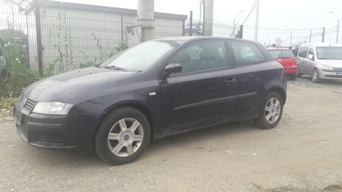 Aripa dreapta spate Fiat Stilo 2001 Hatchback 1.9 JTD