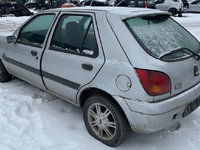 Aripa dreapta spate Ford Fiesta 4 1999 1.25 i Benzina Cod motor DHB 75CP/55KW