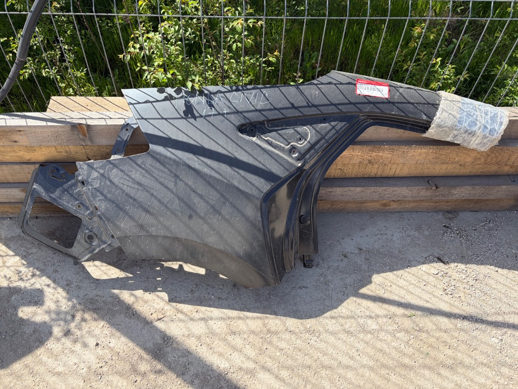 Aripa dreapta spate Honda Civic X Hatchback NOUA ORIGINALA 2017/2018/2019/2020/2021